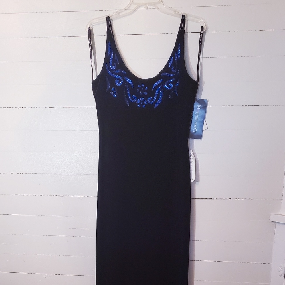 NWT  Blue/Black Velvet Formal                0060